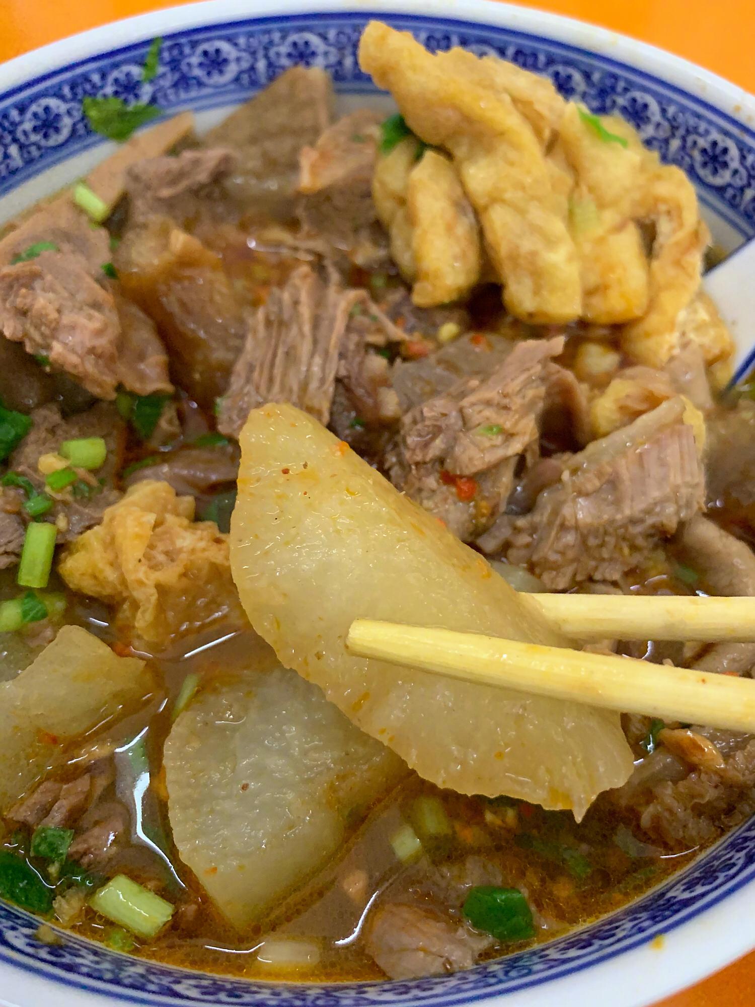 你说王子吃牛杂的时候是不是都不加萝卜豆腐,就只吃牛杂吃到饱?