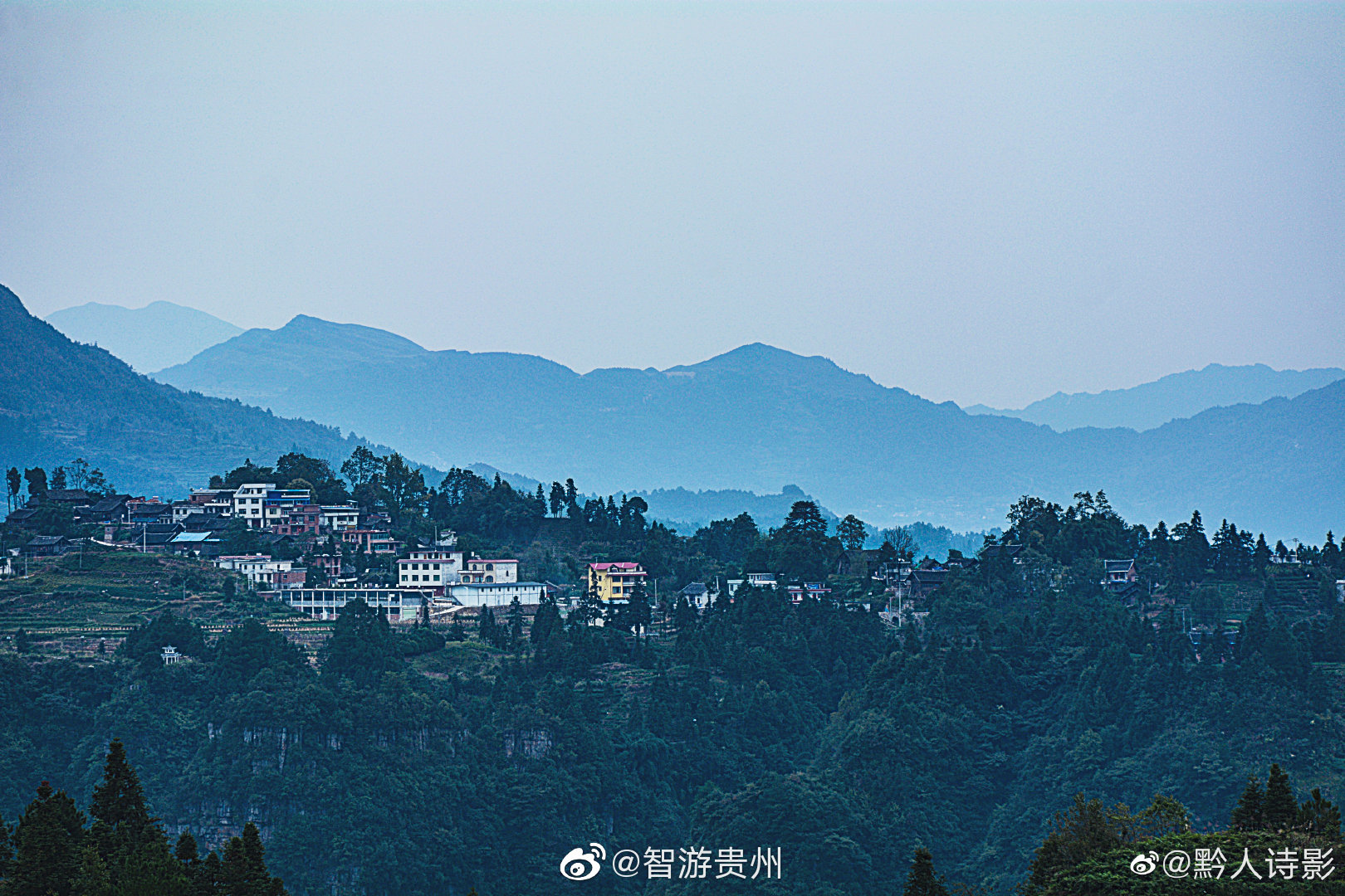 摄于贵州省独山县影山镇甲定翻天印景区