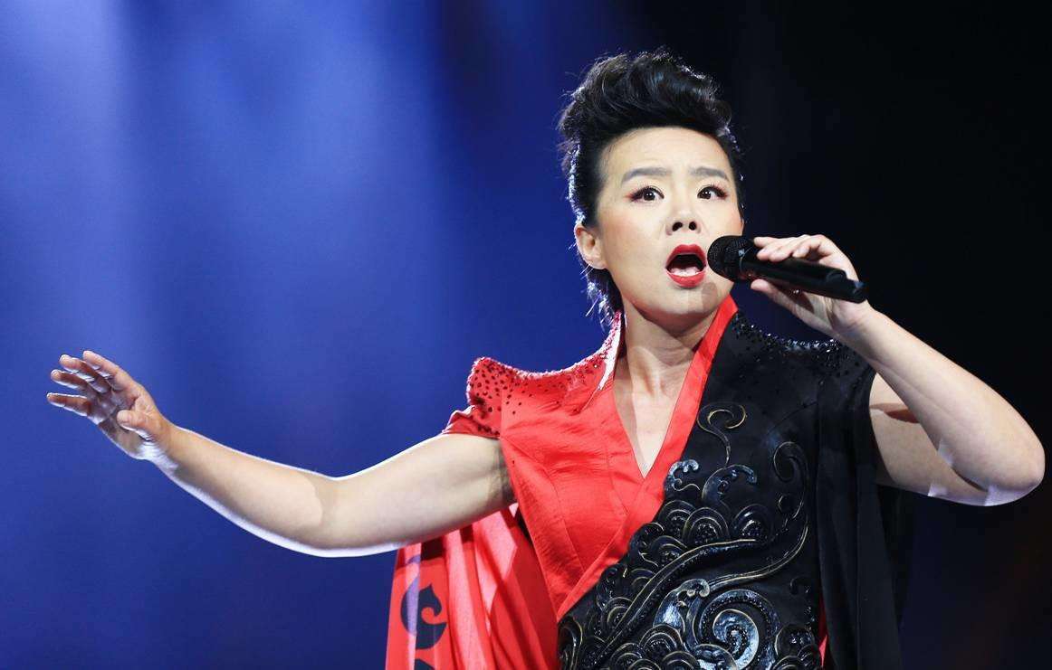 龚琳娜补位我是歌手老辈音乐人能适应年轻舞台