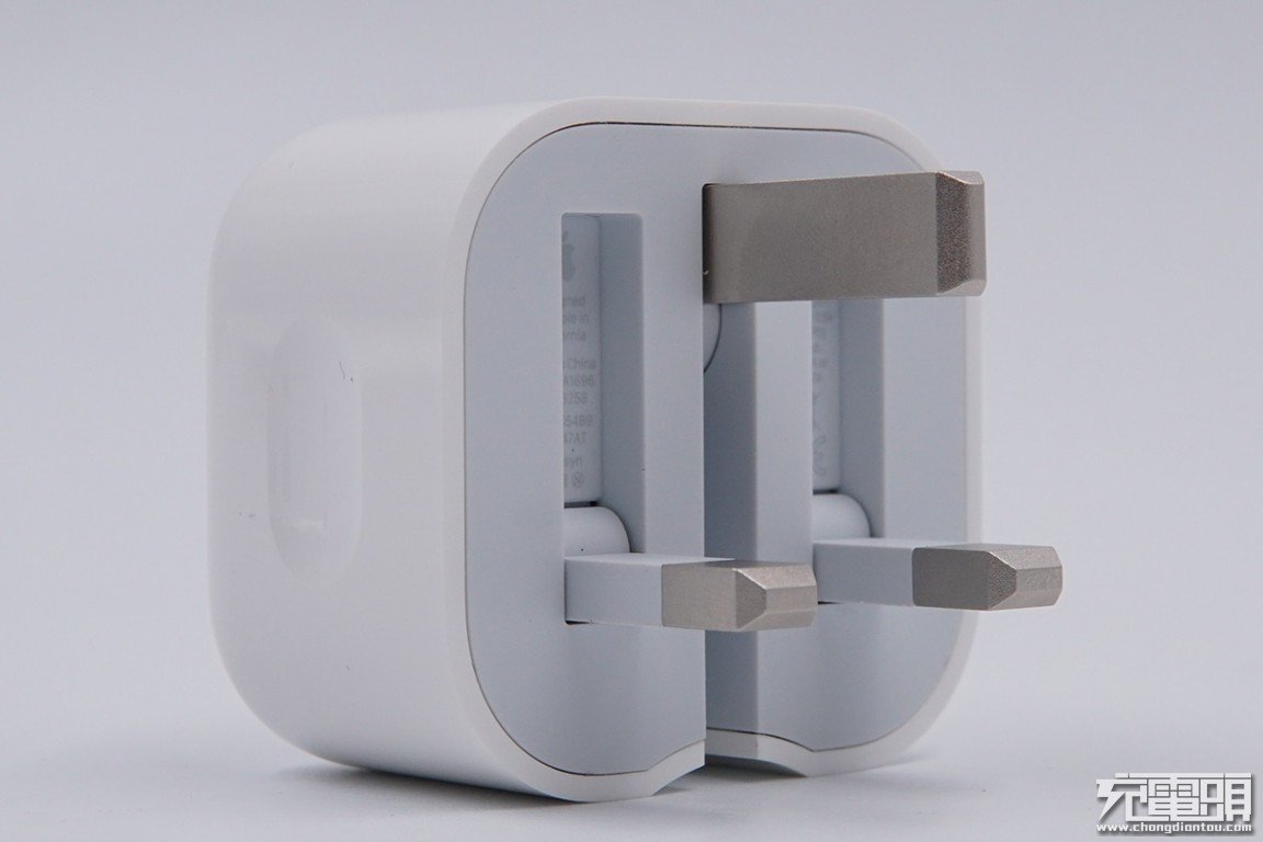 拆解报告:iphone 11 pro原装充电器a1696(港版)