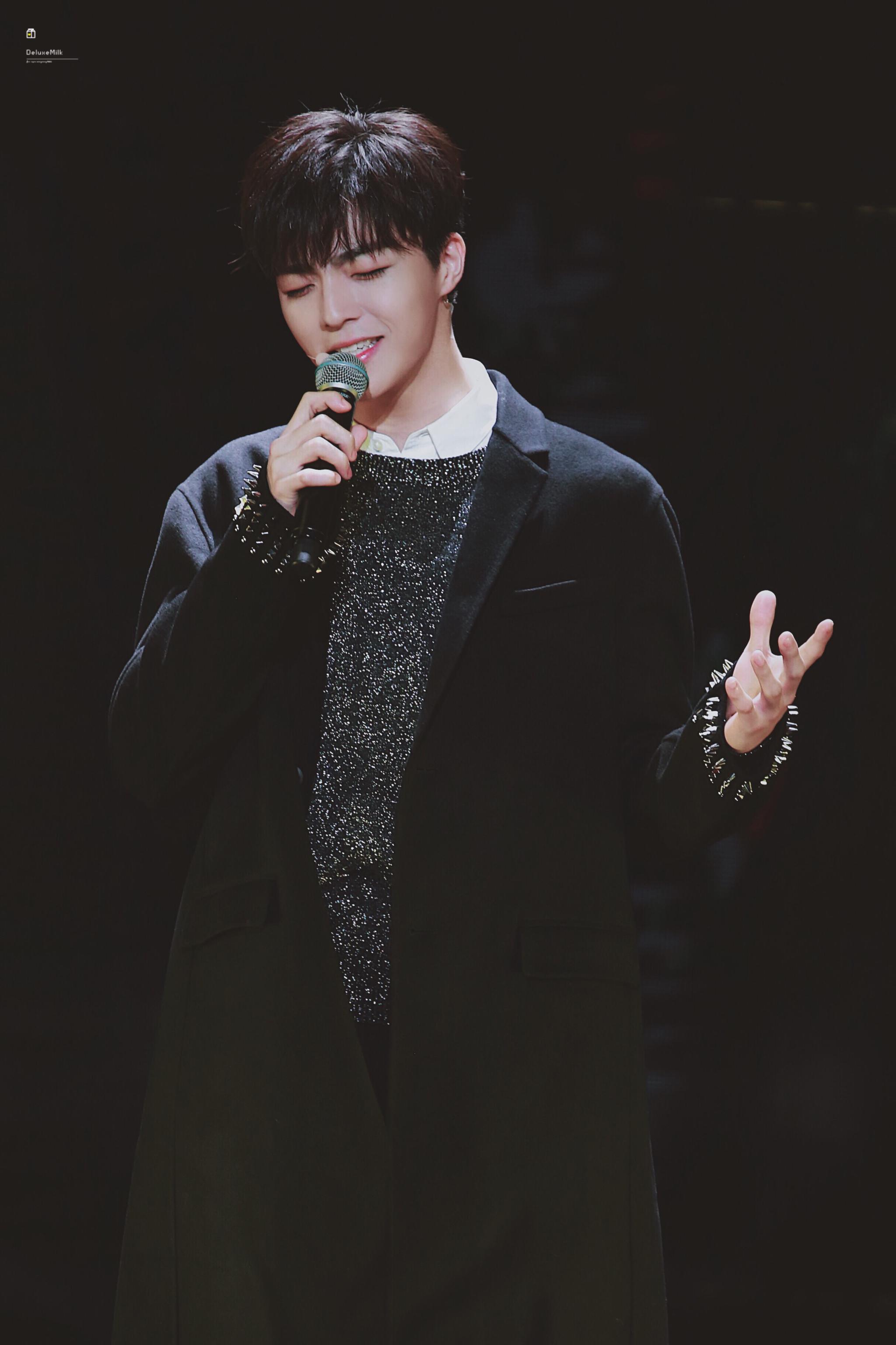 陈立农咪咕次元盛典 饭拍图～今日份舞台上的绝美王