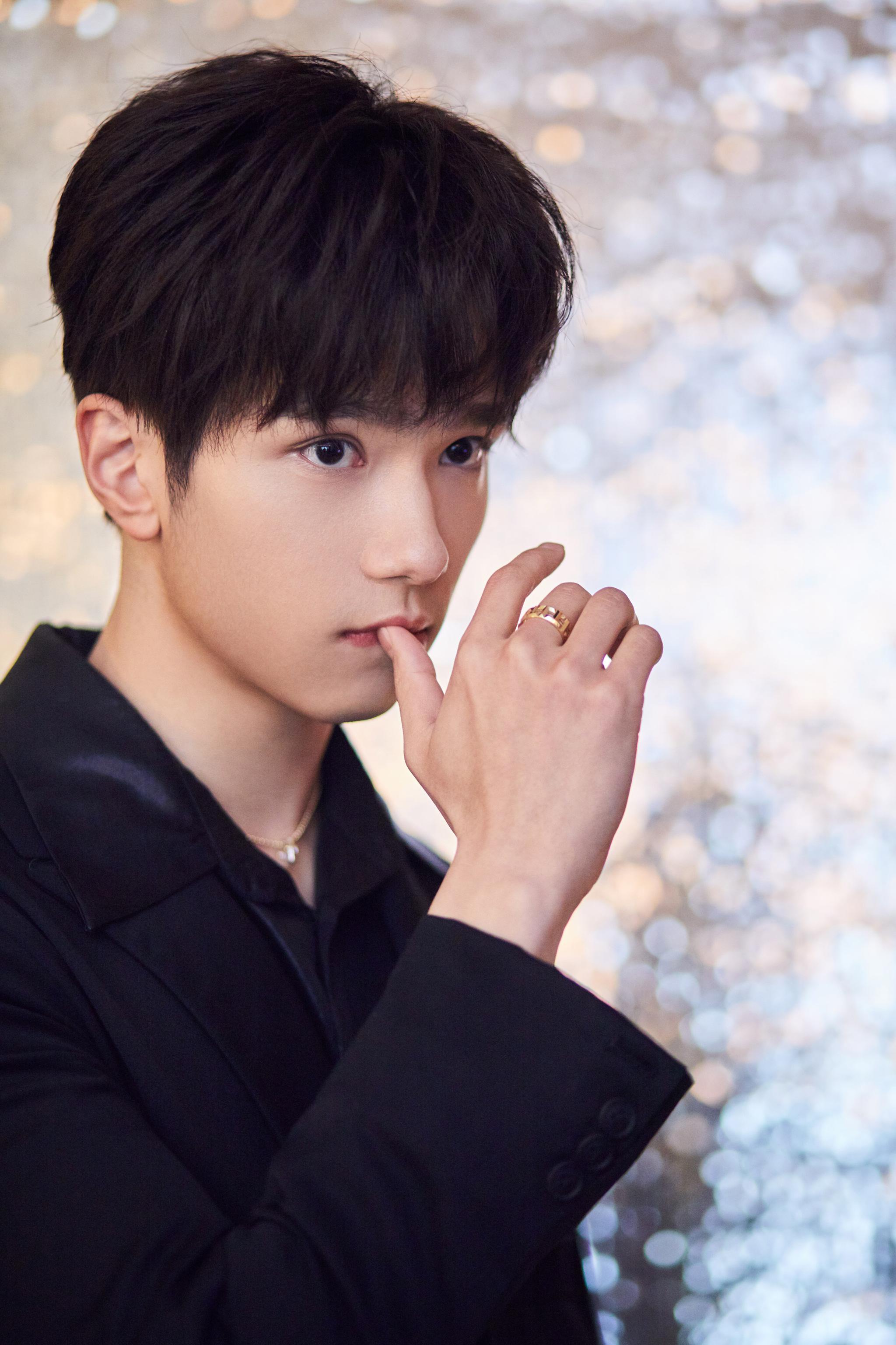 桃骗我的眼泪我的kk战队回来了,小demo长大了