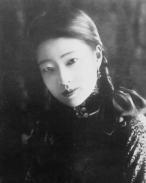 晚清的女子有多漂亮?惊艳了时光却生在了清朝,网友:真的可惜了