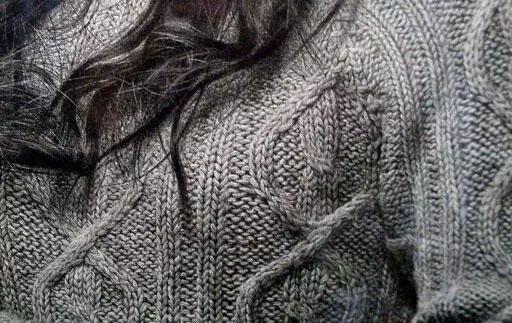 毛衣要画半年,模特受不了跑了,如今卖6100万,放大10倍都看傻了