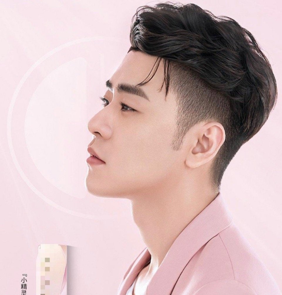 辫儿哥哥张云雷真的好帅呀,侧颜爱了爱了_高清图集_新浪网