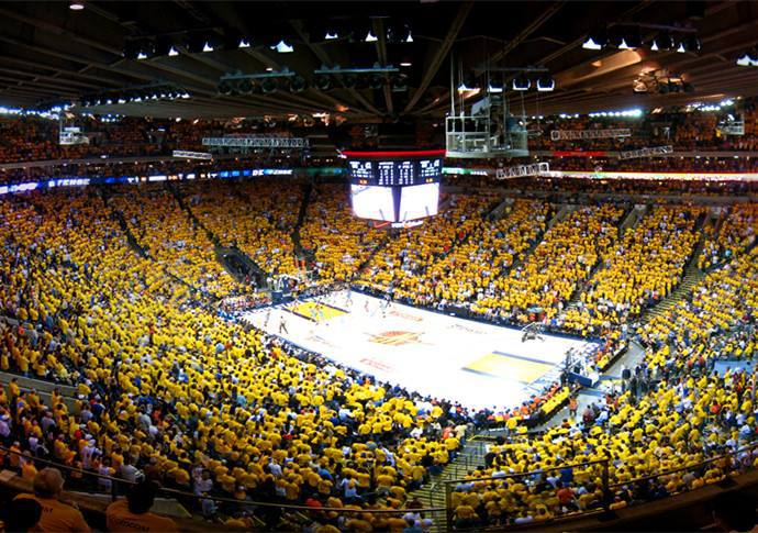 nba6大主场之最:最臭名远扬球馆17年关闭,快船湖人共用1个主场