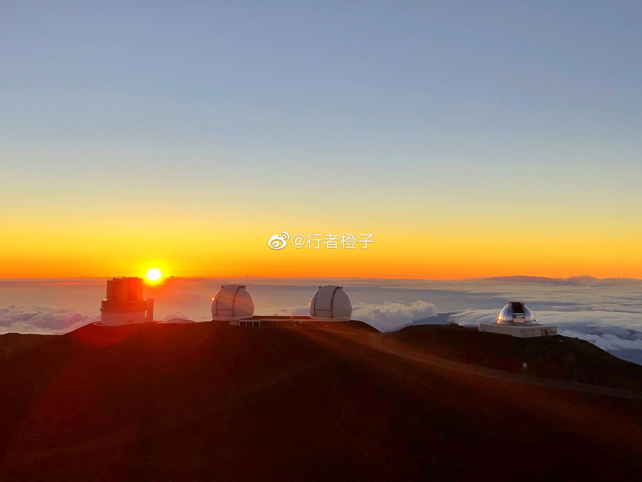 File:Mauna Kea observatory.jpg - Wikipedia