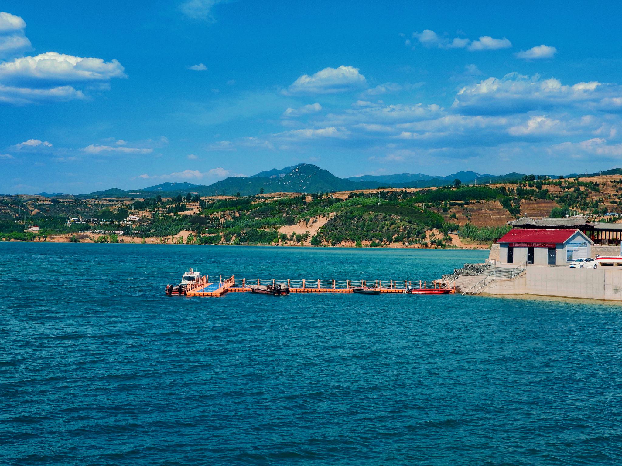 横泉蓝珀地点:吕梁/横泉水库我感觉我在后期效果上正在追求一种非