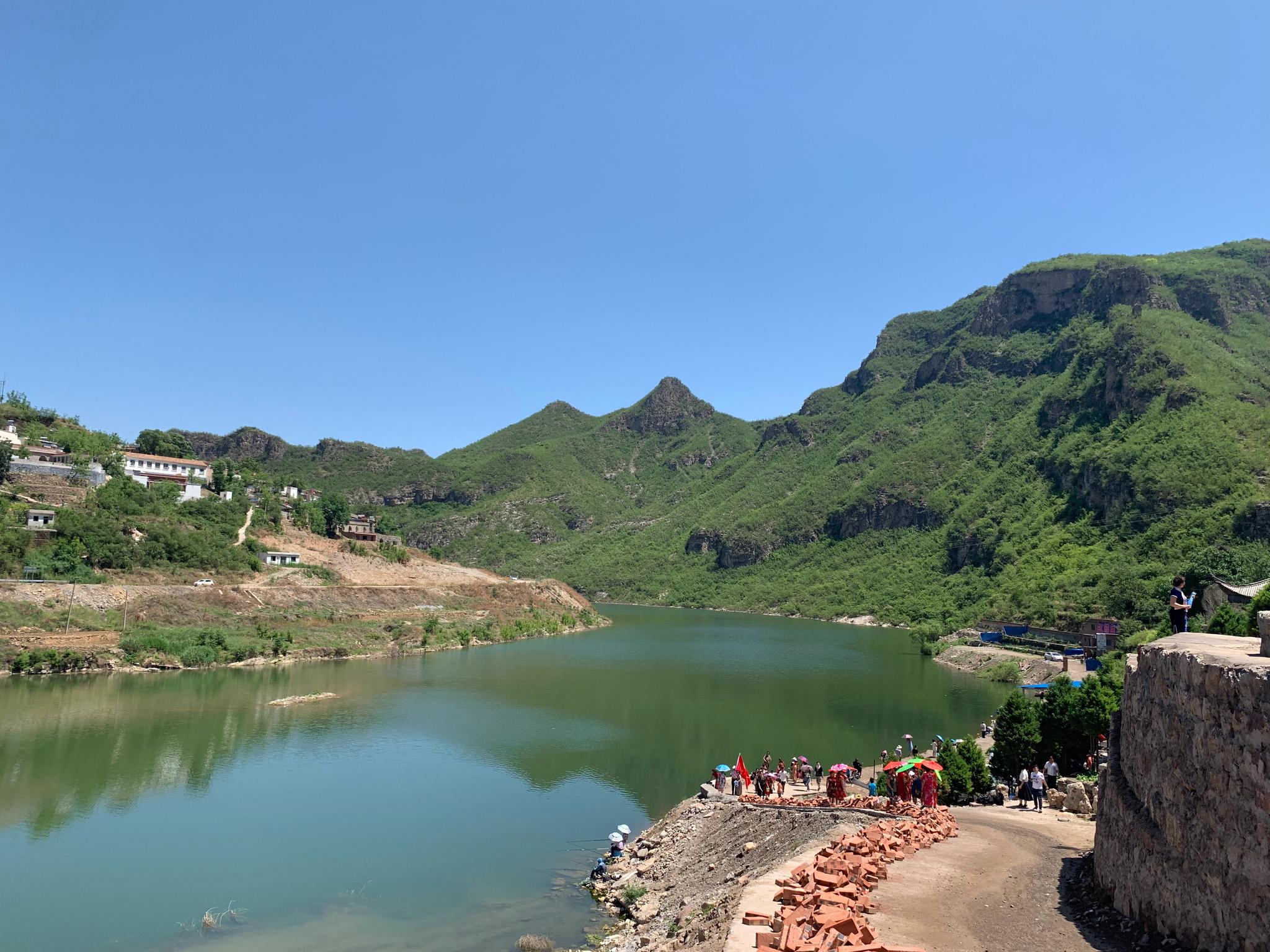 昔阳水磨头渔乡之行——在世外桃源吃虹鳟鱼和中华鲟