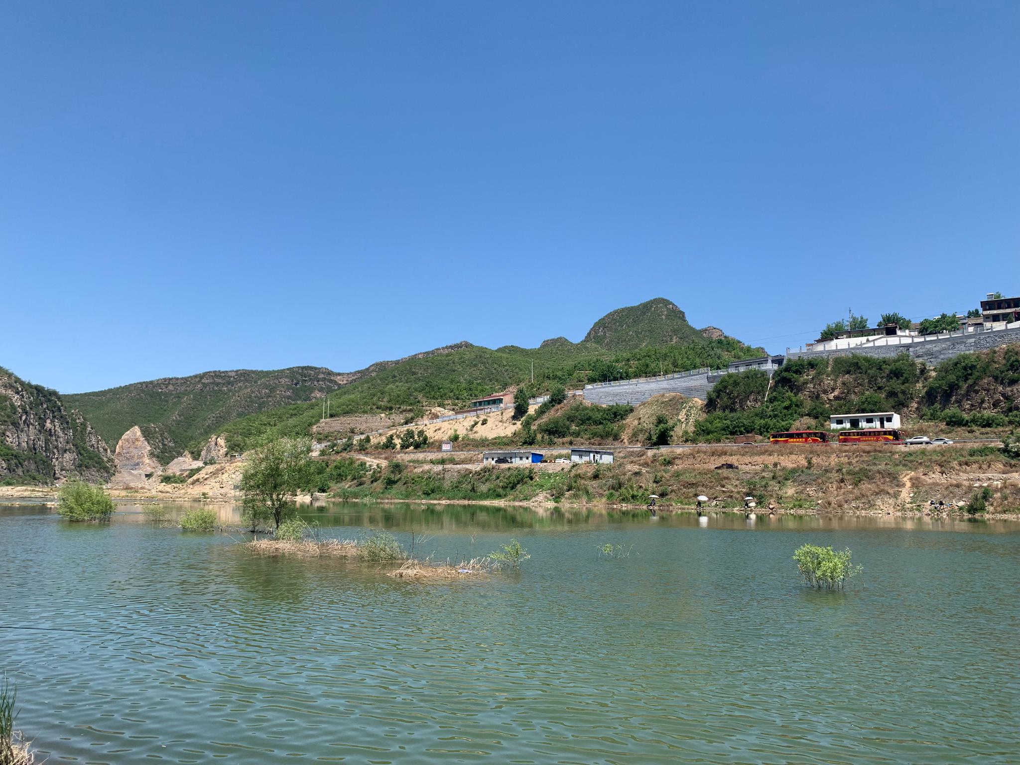 昔阳水磨头渔乡之行——在世外桃源吃虹鳟鱼和中华鲟