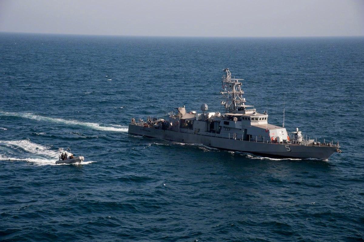 typhoon,舷号pc-5)巡逻艇所属的飓风级,是美国海军现役主战舰艇中的小