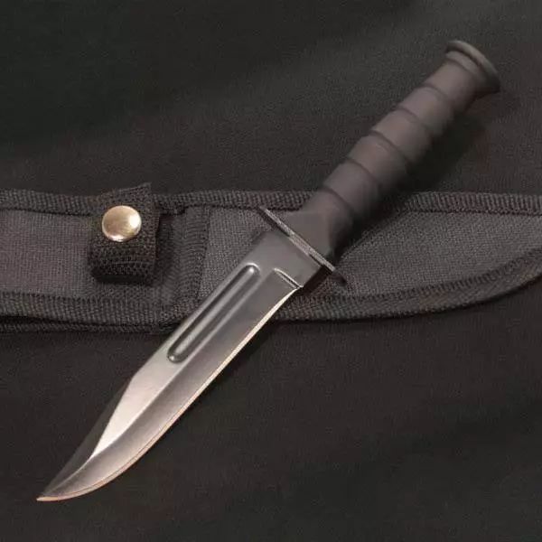 你所不知道的毒牙费尔贝恩塞克斯格斗刀