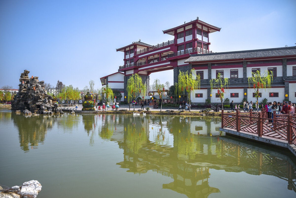 华中首个军事主题景区木兰故里武汉黄陂木兰水镇宛若江南