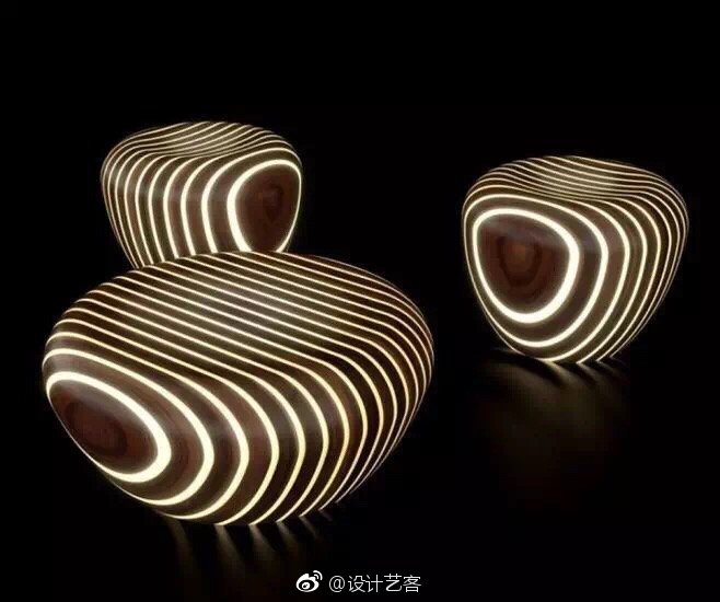 视觉设计：引领现代美学的风尚