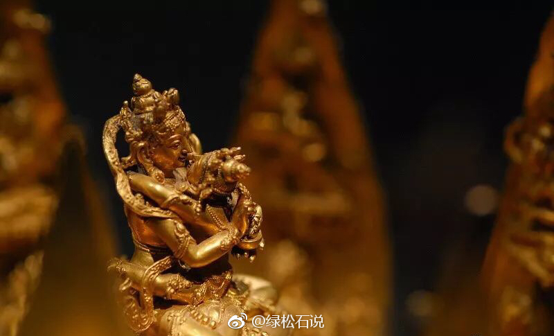 明永乐铜鎏金八瓣莲花密集金刚像布达拉宫藏中央莲台上安置主尊