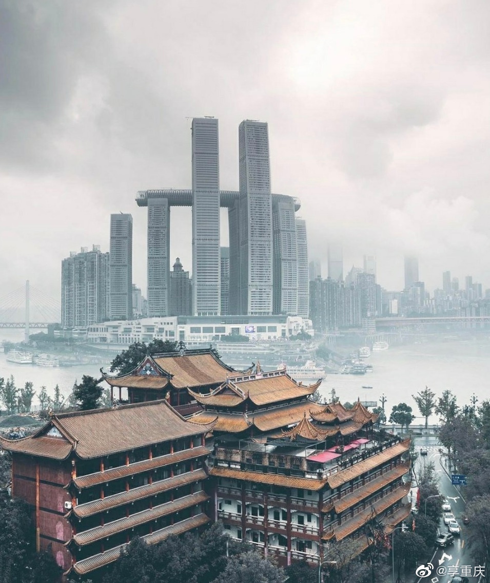 中国十大丑陋建筑评选 重庆来福士广场入围