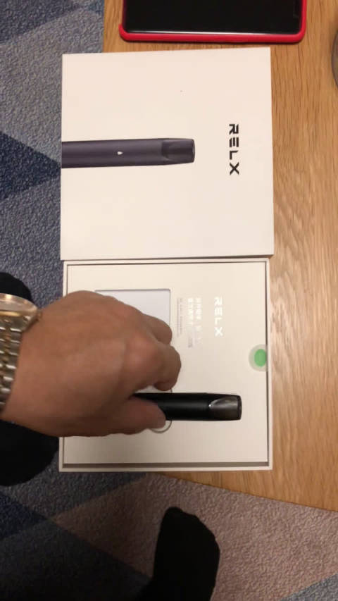 我爸亲测@relx悦刻 电子烟,产品制作精美,包装简洁精致