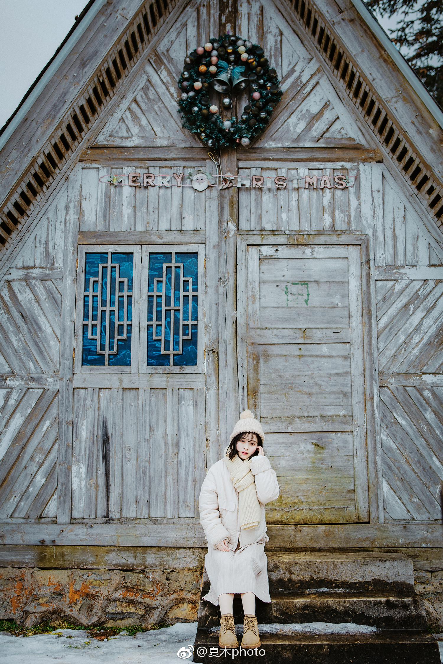 亲爱的董小姐你可记得宋冬野在安河桥上他为你歌唱余生再也没有