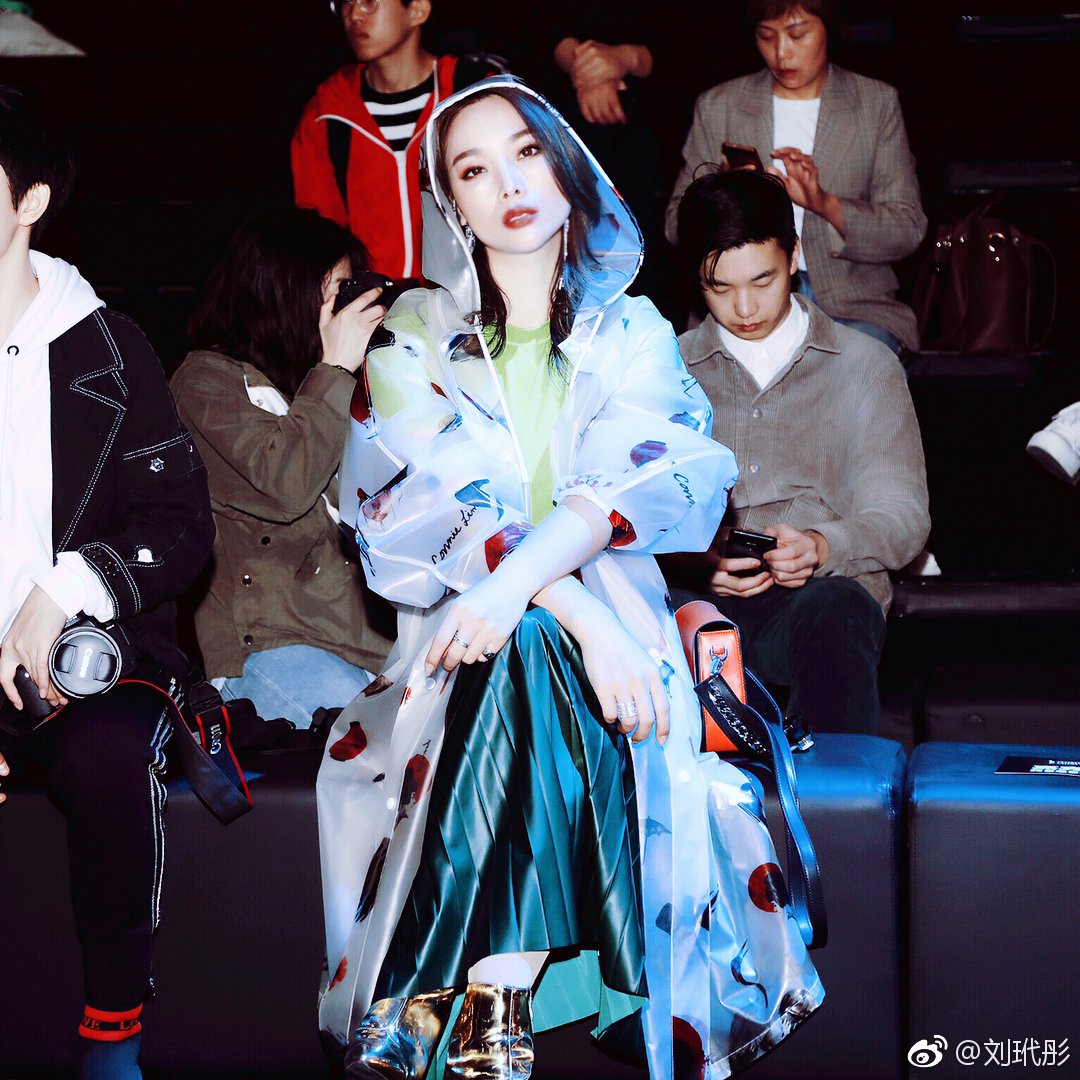 很开心出席品牌luyang by yanglu新品发布会,设计师杨露够大胆创新