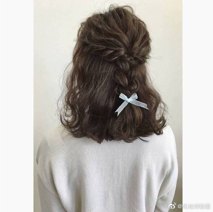 温柔可爱的公主头半扎发,分分钟俘获我的少女心