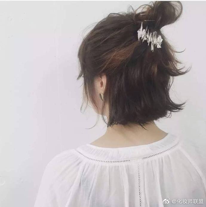 温柔可爱的公主头半扎发,分分钟俘获我的少女心