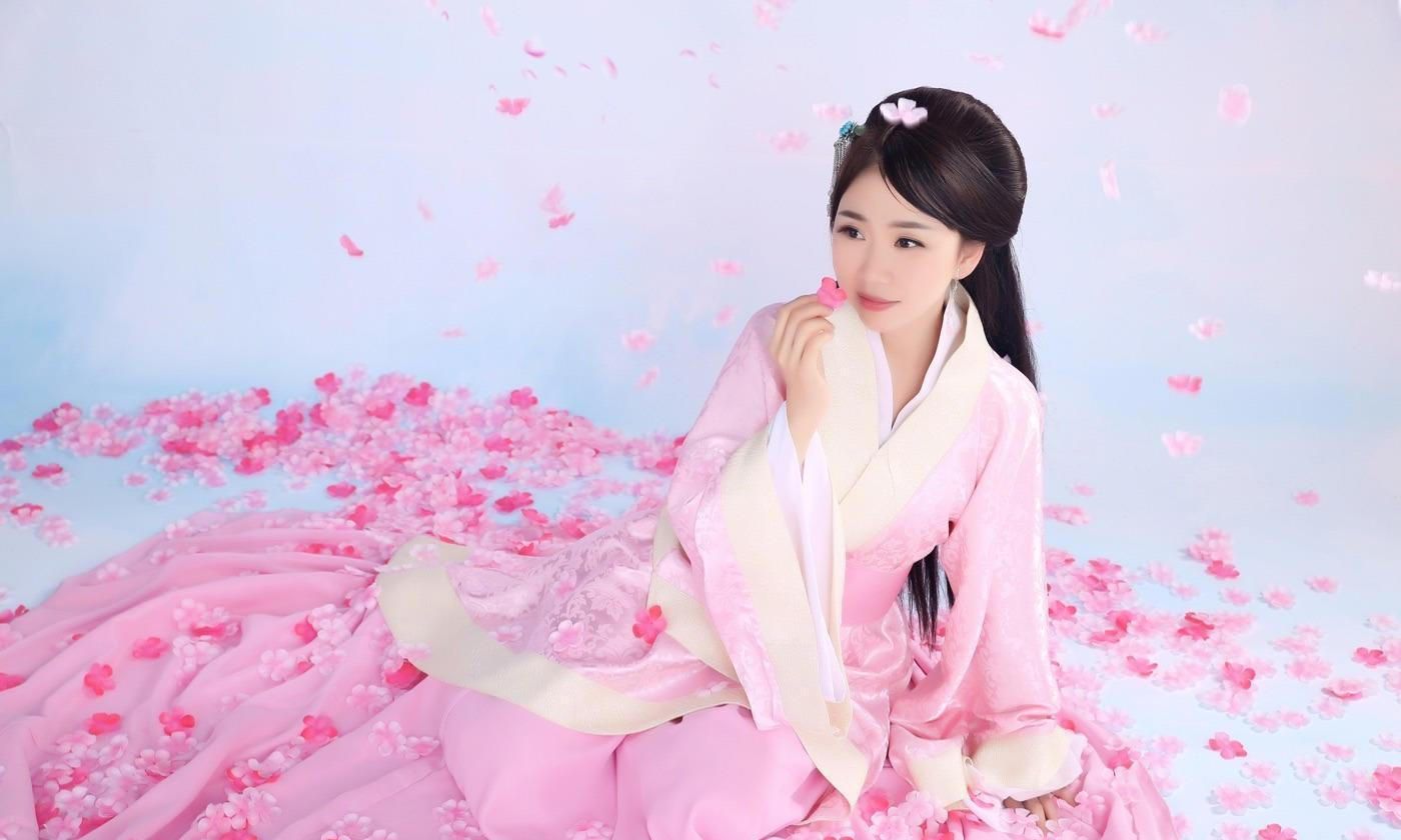 她相貌丑陋,顶替妹妹嫁给皇帝,专权10多年害中国陷入百年动乱|卫瓘