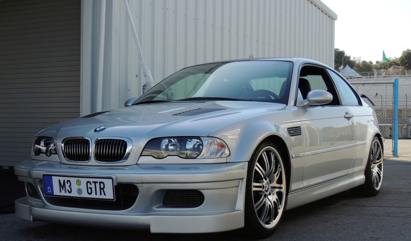 2,宝马 e46 m3 gtr迈凯伦目前仍是活跃在一线超跑品牌的圈子里,在90