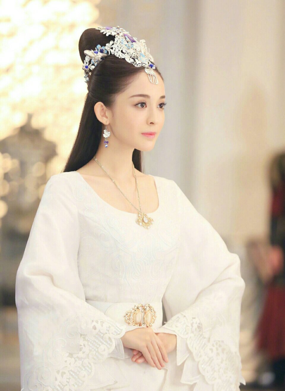 女明星白衣古装杨幂,刘亦菲,杨紫,迪丽热巴,杨颖angelababy,鞠