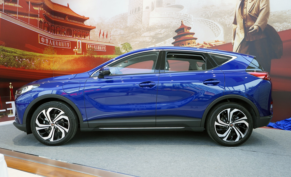 豪华大气上档次的电动车 红旗e-hs3上市实拍简评