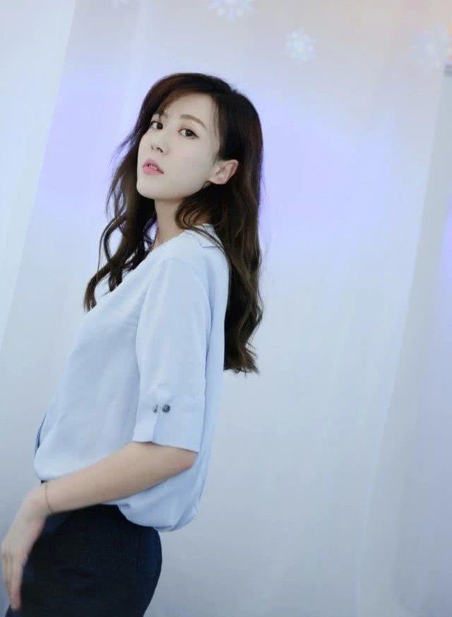爱情公寓5没想到陈美嘉腿这么长2米喇叭裤都穿还是第一次见