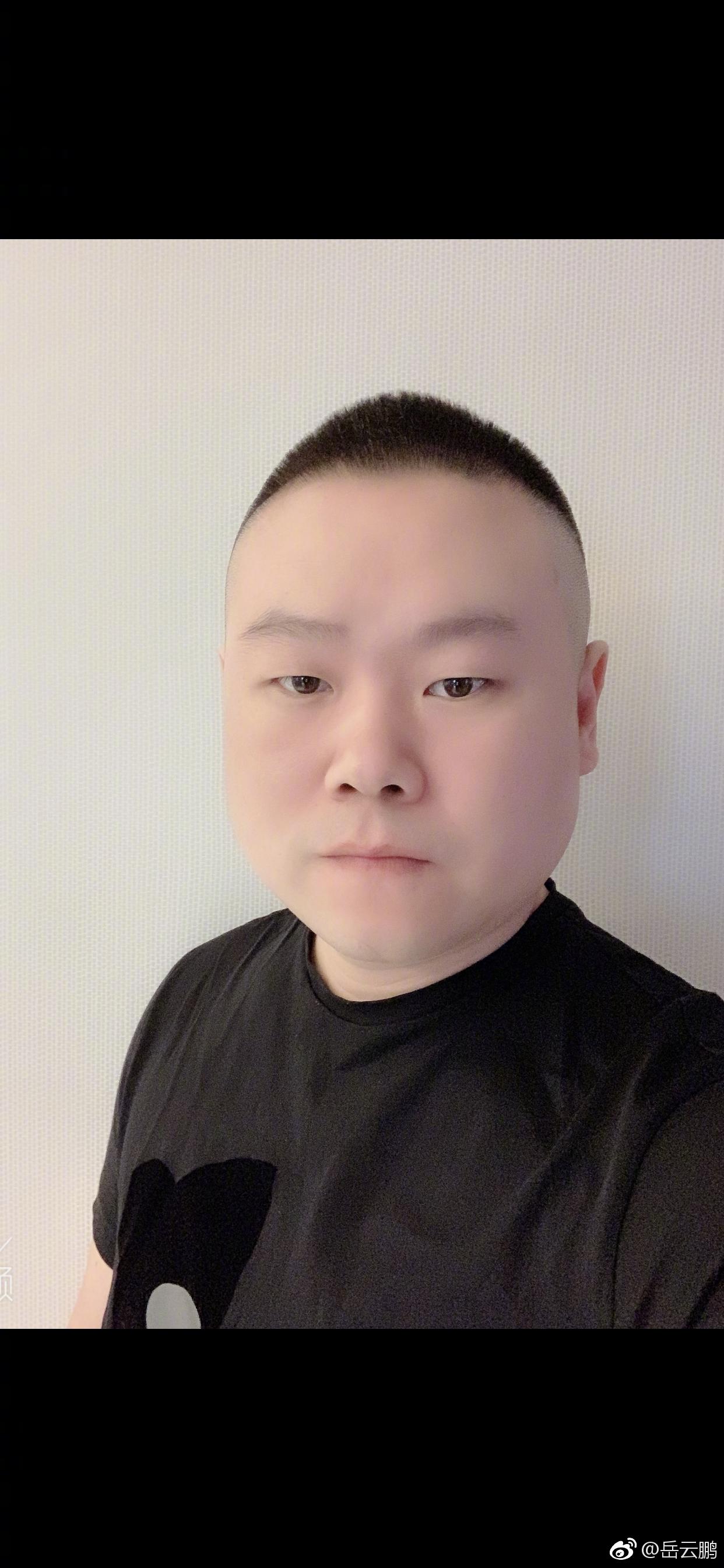 哈哈哈小岳岳太搞笑了