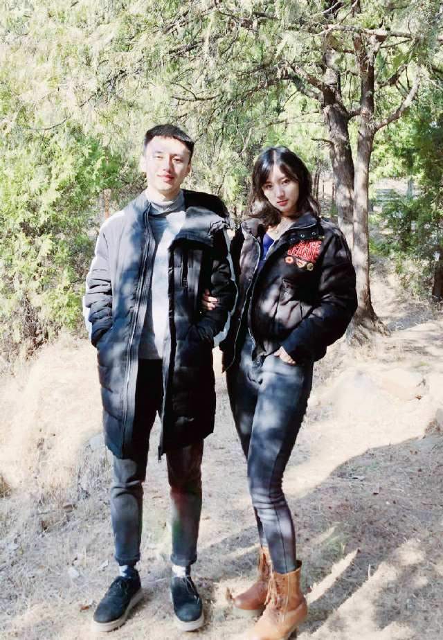 帮男友约学妹的校花马艺妮,校友曝保送清华资格也造假!太乱了!|保送|清华|马艺妮_新浪新闻