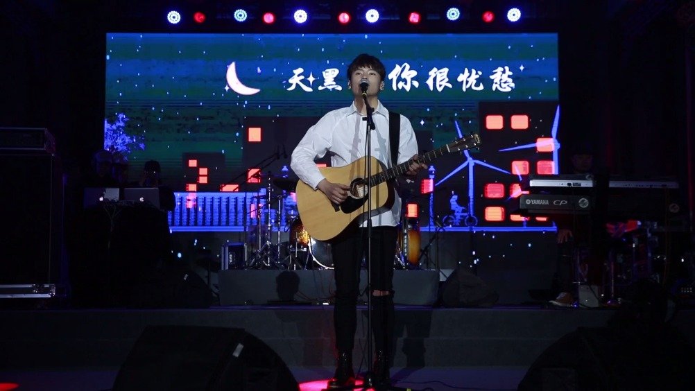 隔壁老樊 - 四块五的妞