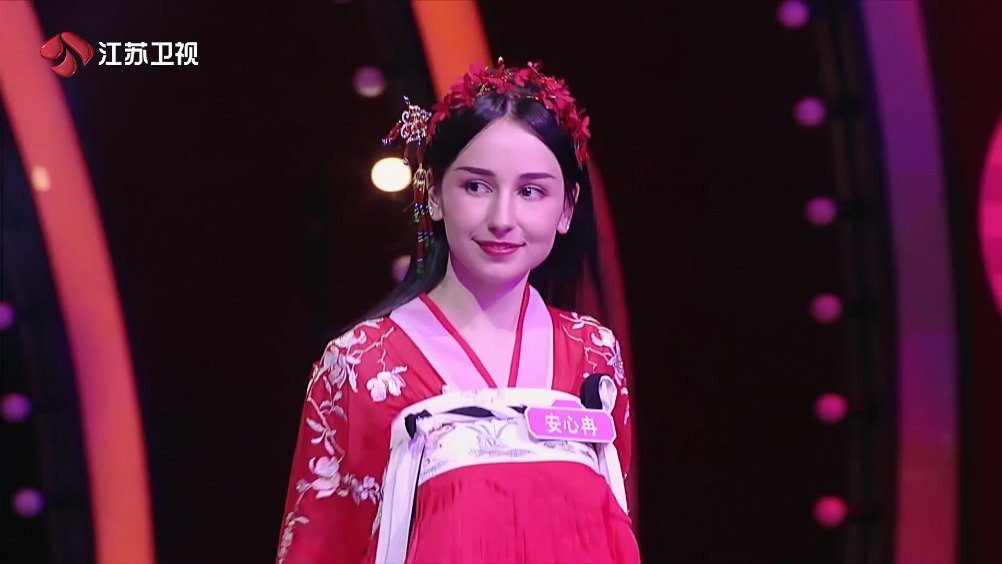 相亲小伙现场大秀舞姿,和女嘉宾的双人舞惊艳全场