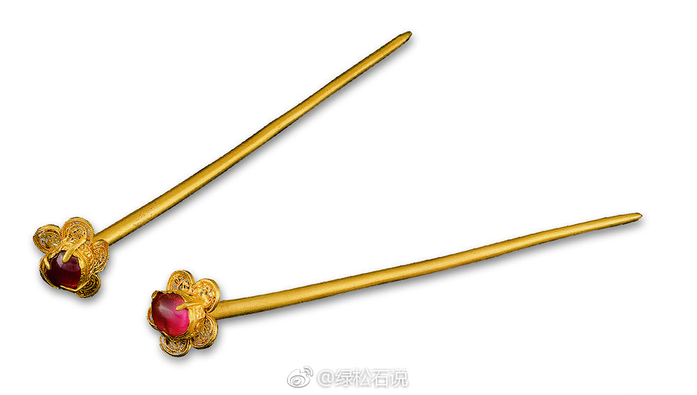 馆藏湖北省博物馆梁庄王墓出土金银饰品①金镶宝石绦环通长13