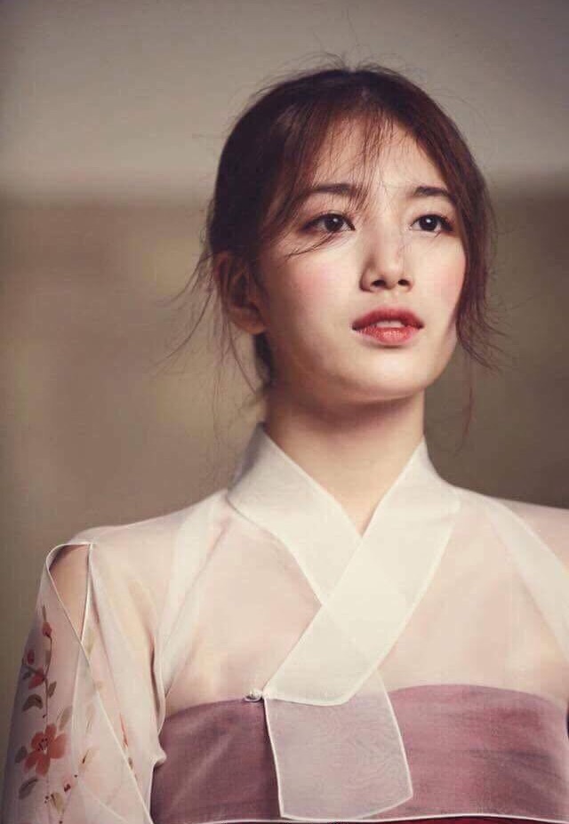 裴秀智 这组韩服写真美死了|裴秀智|韩服|写真_新浪新闻