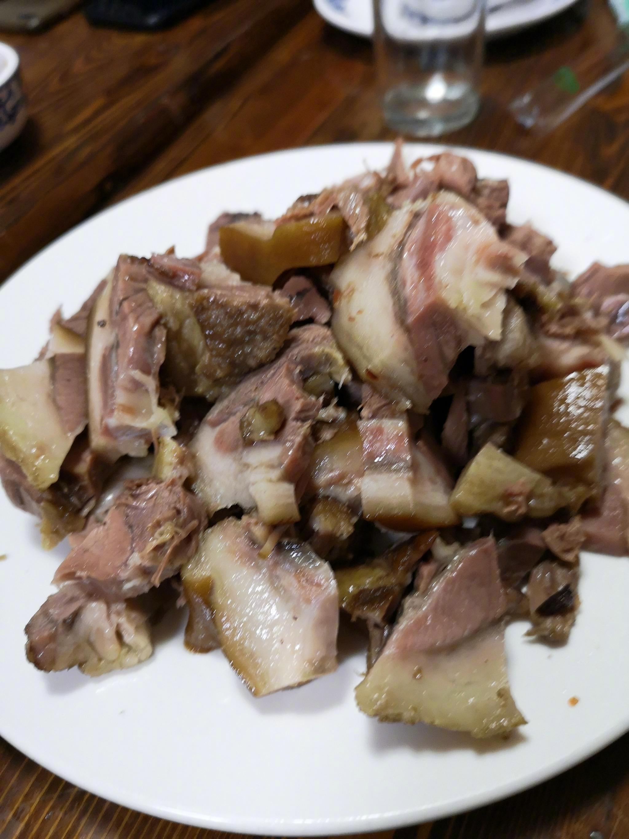 呀,粉丝聚会,吃狗肉,啊,不对,是香肉.还有老雪花啤酒🍺|狗肉|韩国人