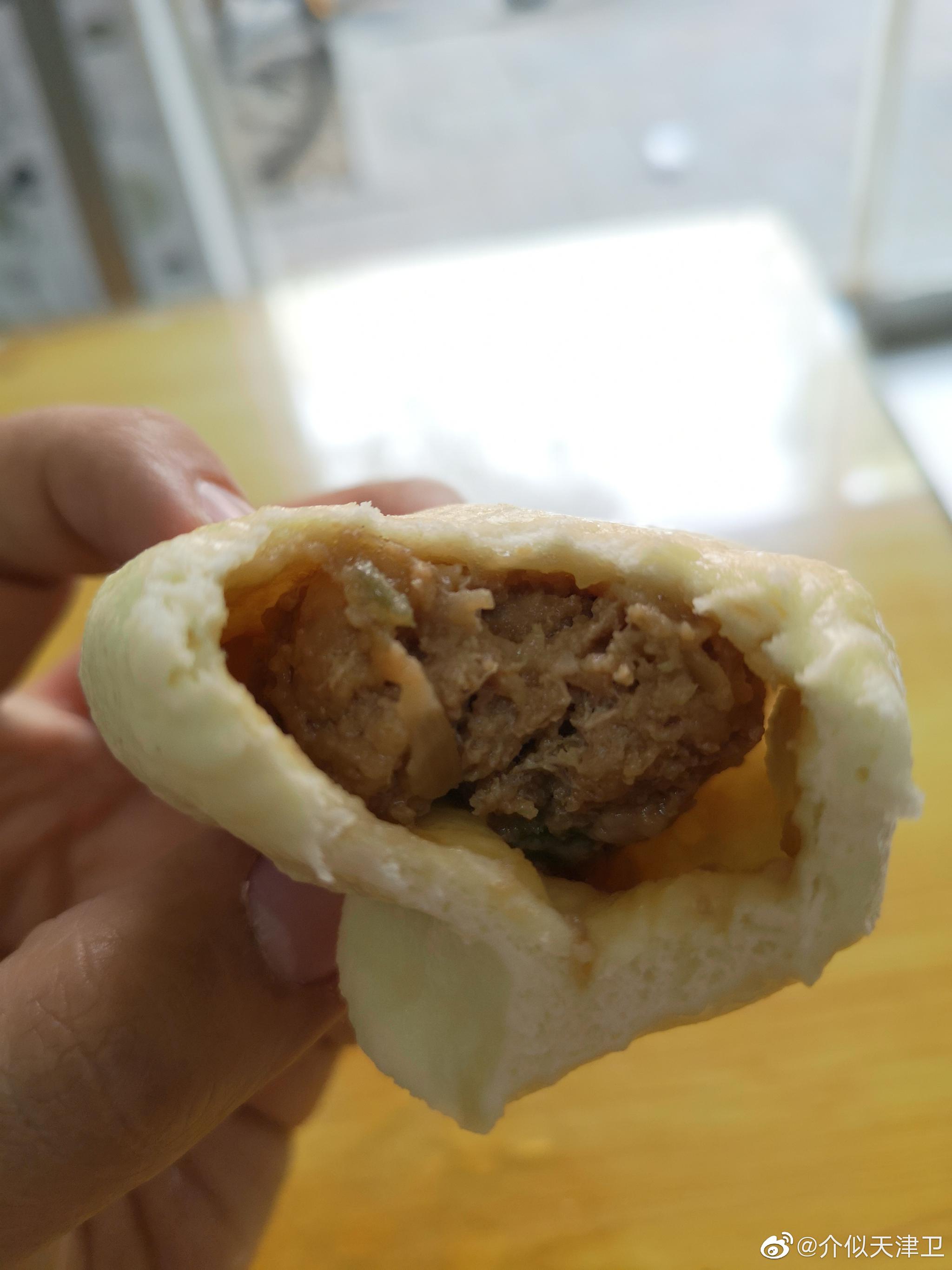 依稀记得,小时候看姥姥给我买鸭油包,近日在附近决定去买,结果