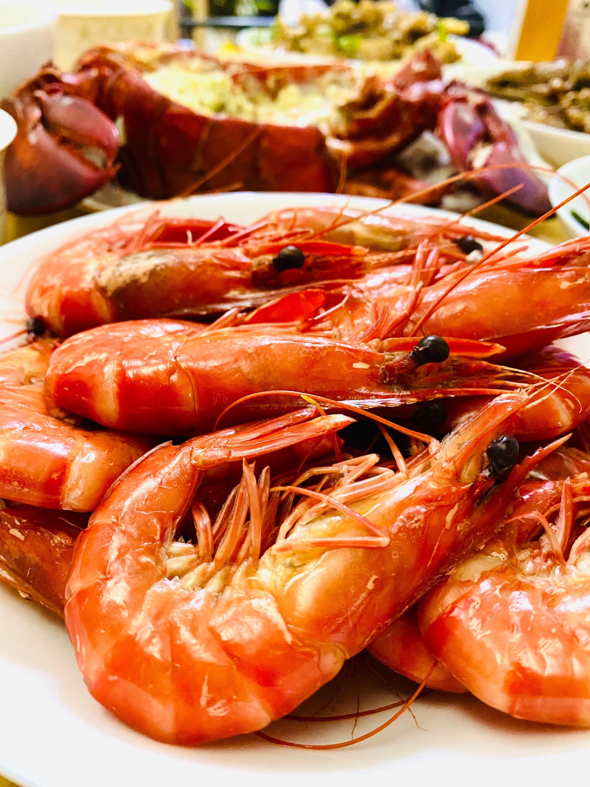 大鱼吃大虾,我还真是不愧双鱼座,太爱吃虾子了