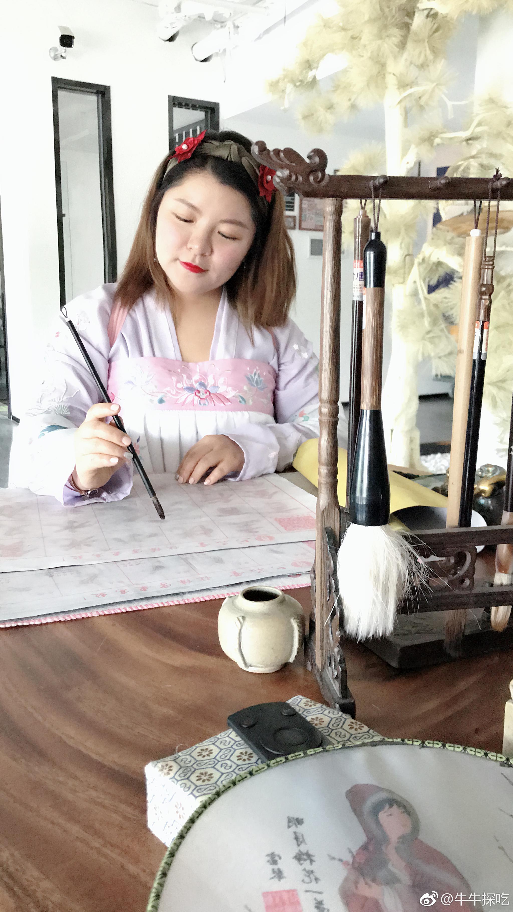 收余恨 免娇嗔 且自新 改性情 休恋逝水 苦海回身 早悟兰因