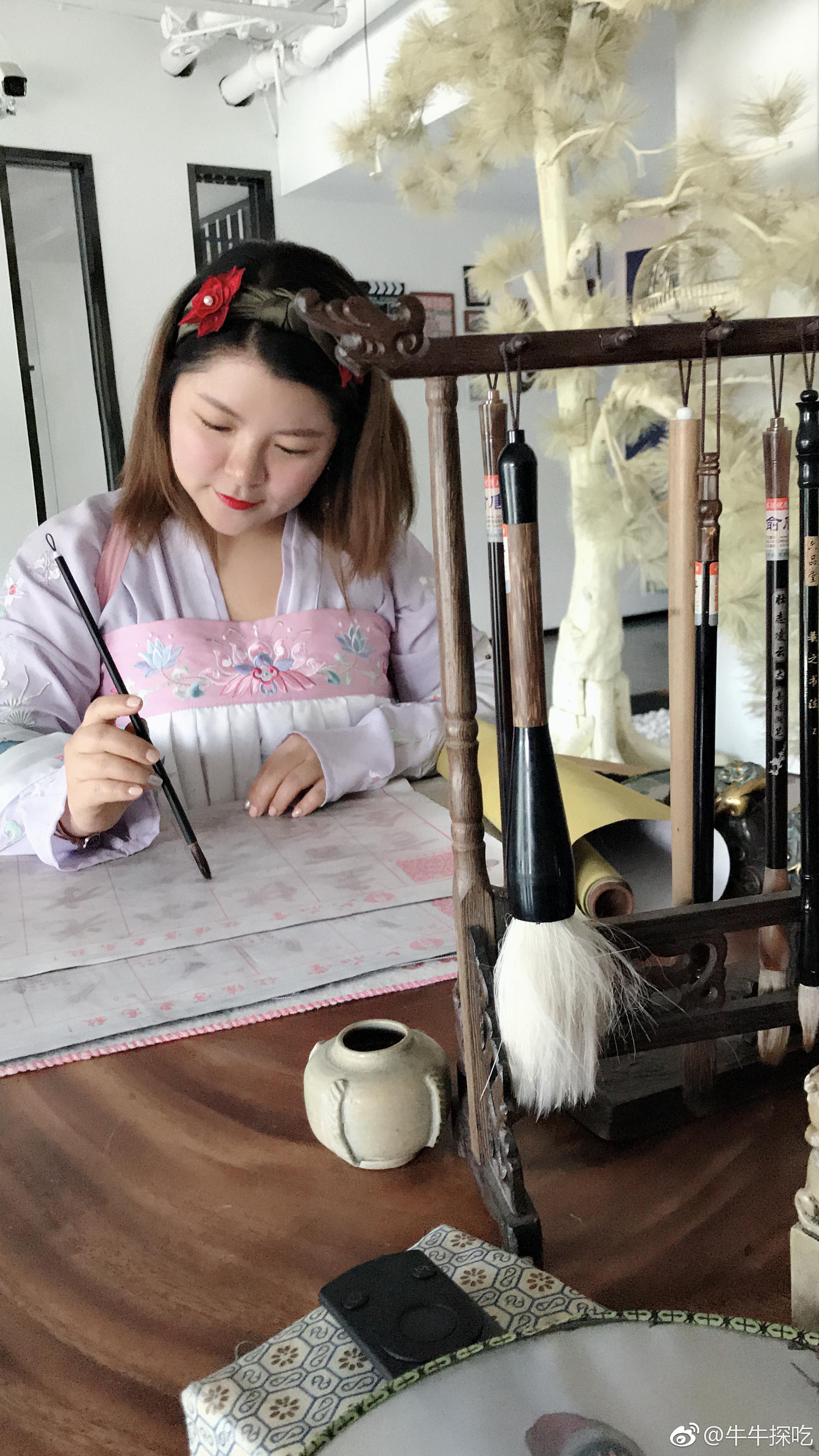 收余恨 免娇嗔 且自新 改性情 休恋逝水 苦海回身 早悟兰因