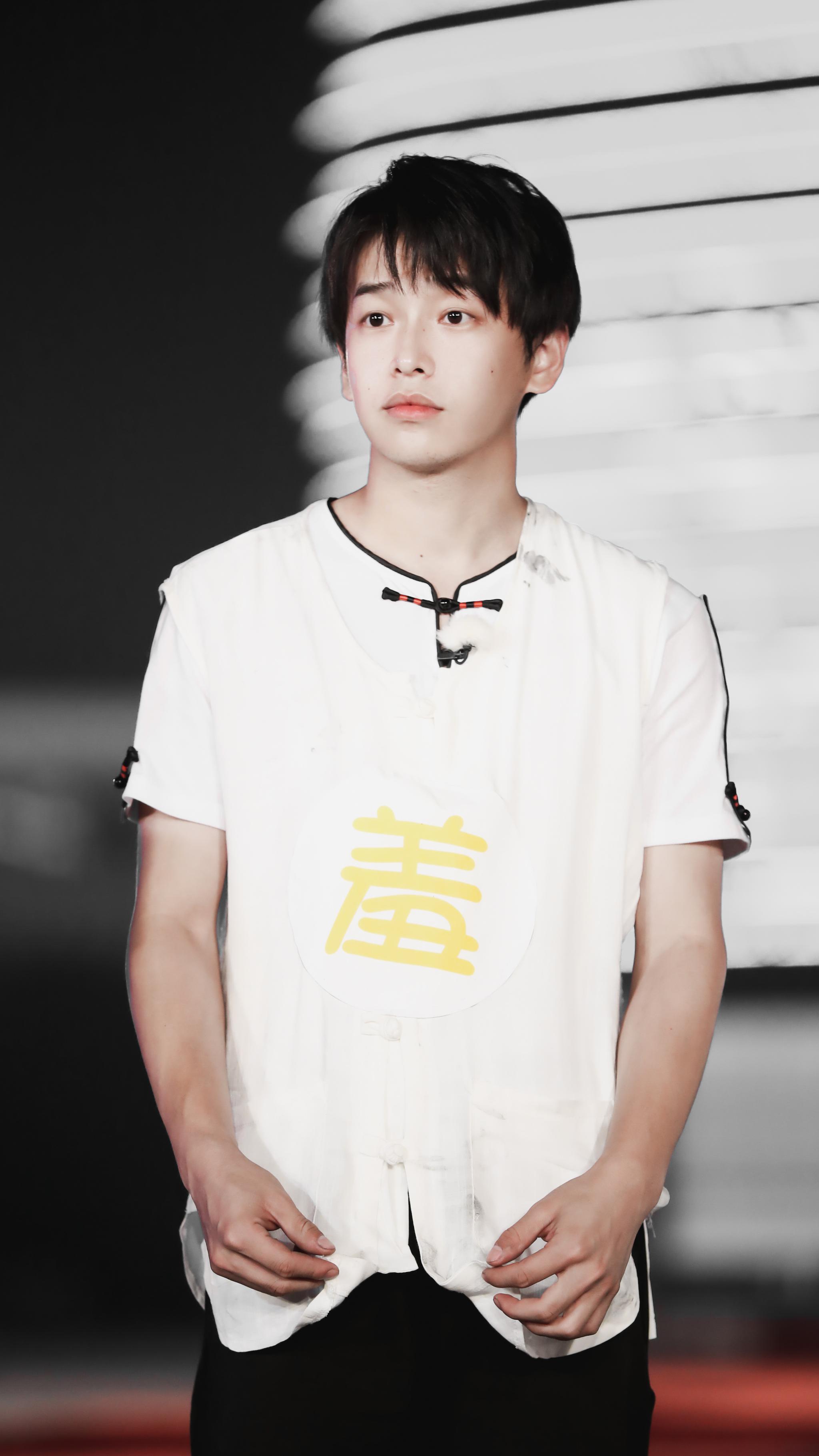 修 好可爱一男孩! _鹅哈哈哈鹅鹅嘎嘎嘎鹅鹅!