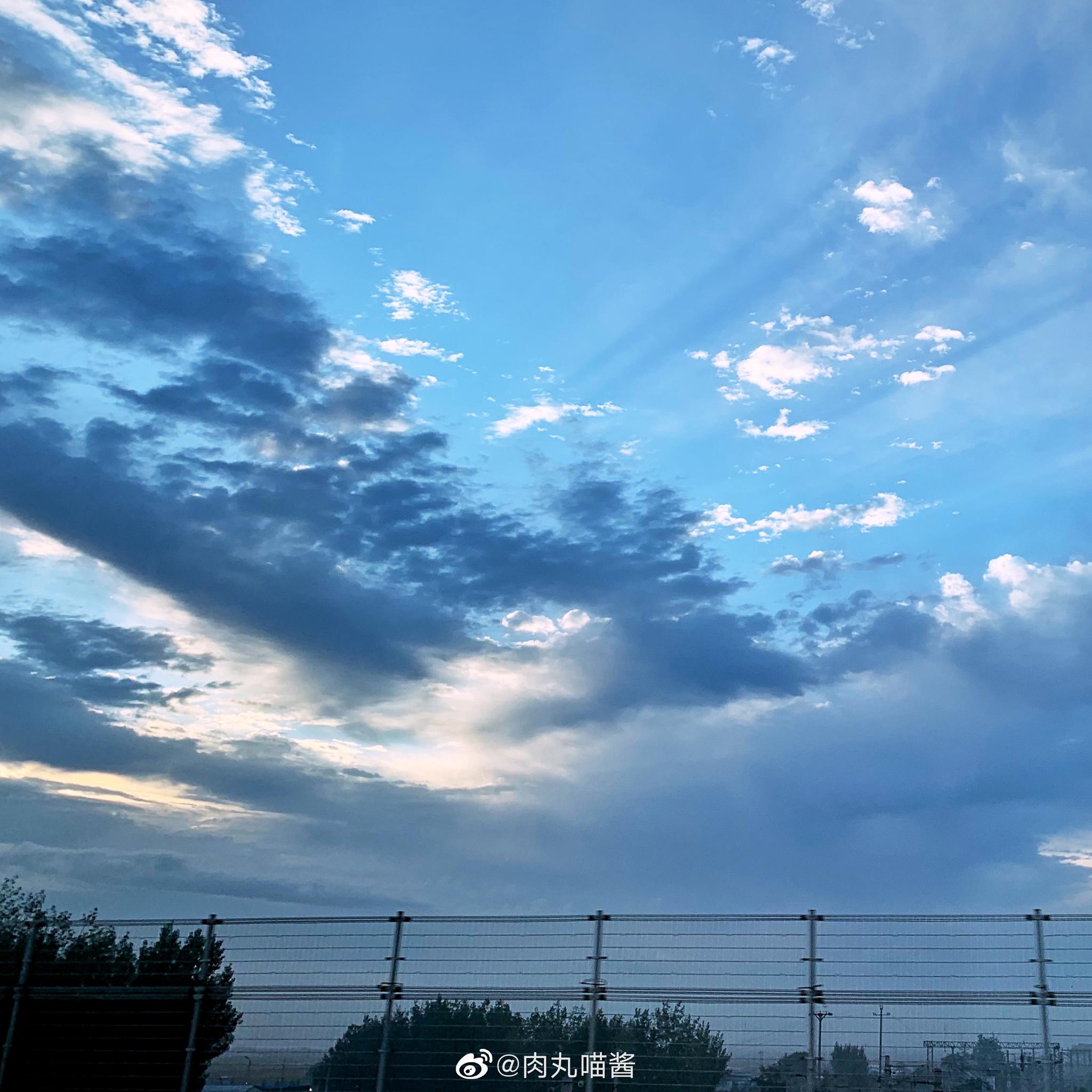 白昼渐短,日暮渐长|白昼|肉丸|晨光_新浪新闻