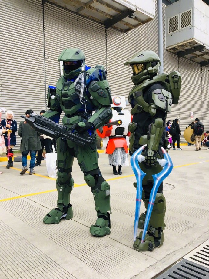 上海漫展 cos《光环》士官长!