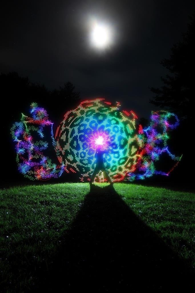 艺术家jeremy jackson 的光绘摄影作品,真是用不完的脑洞