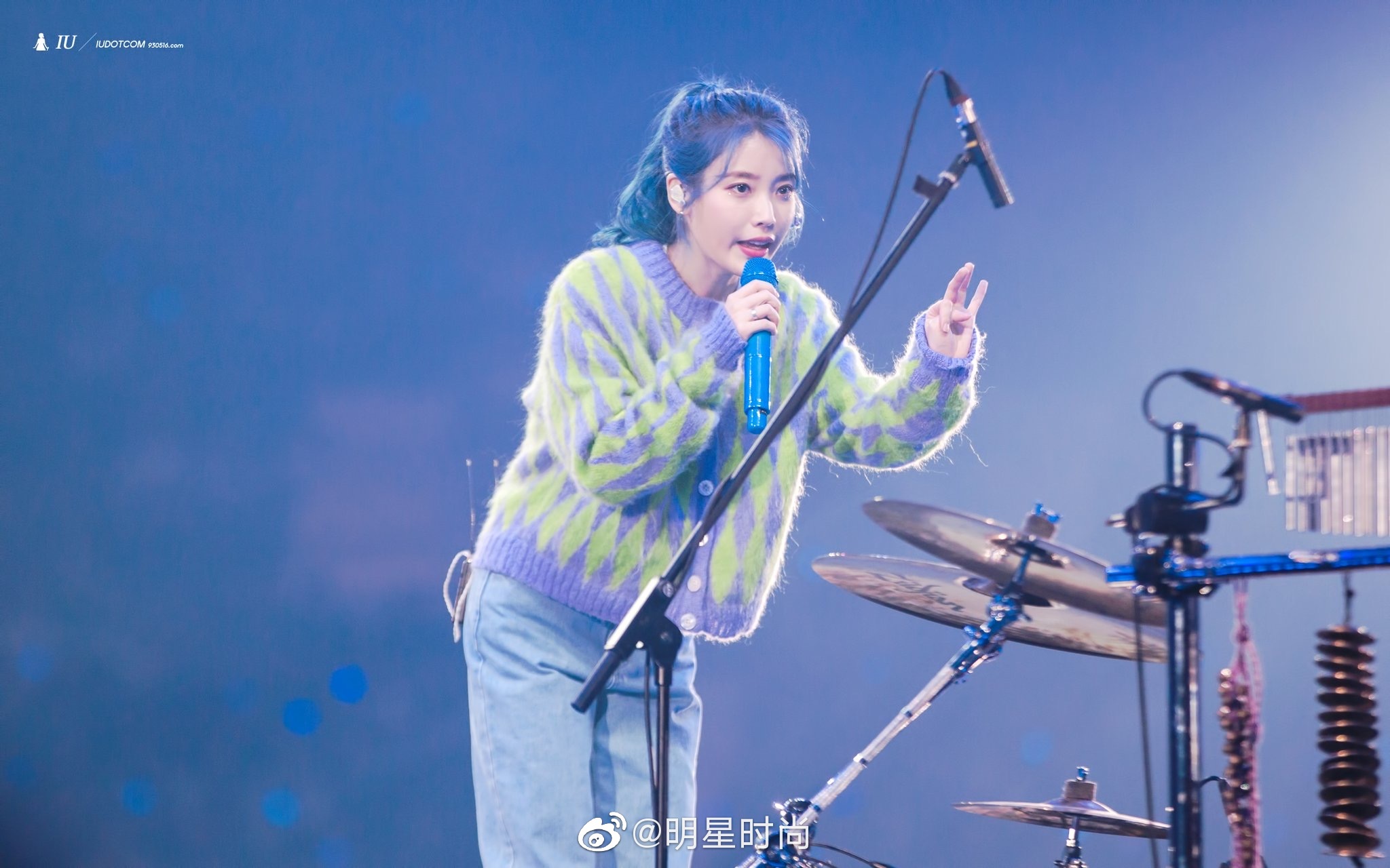 iu演唱会造型,这位小姐姐也太美了吧?青春活力_高清图集_新浪网