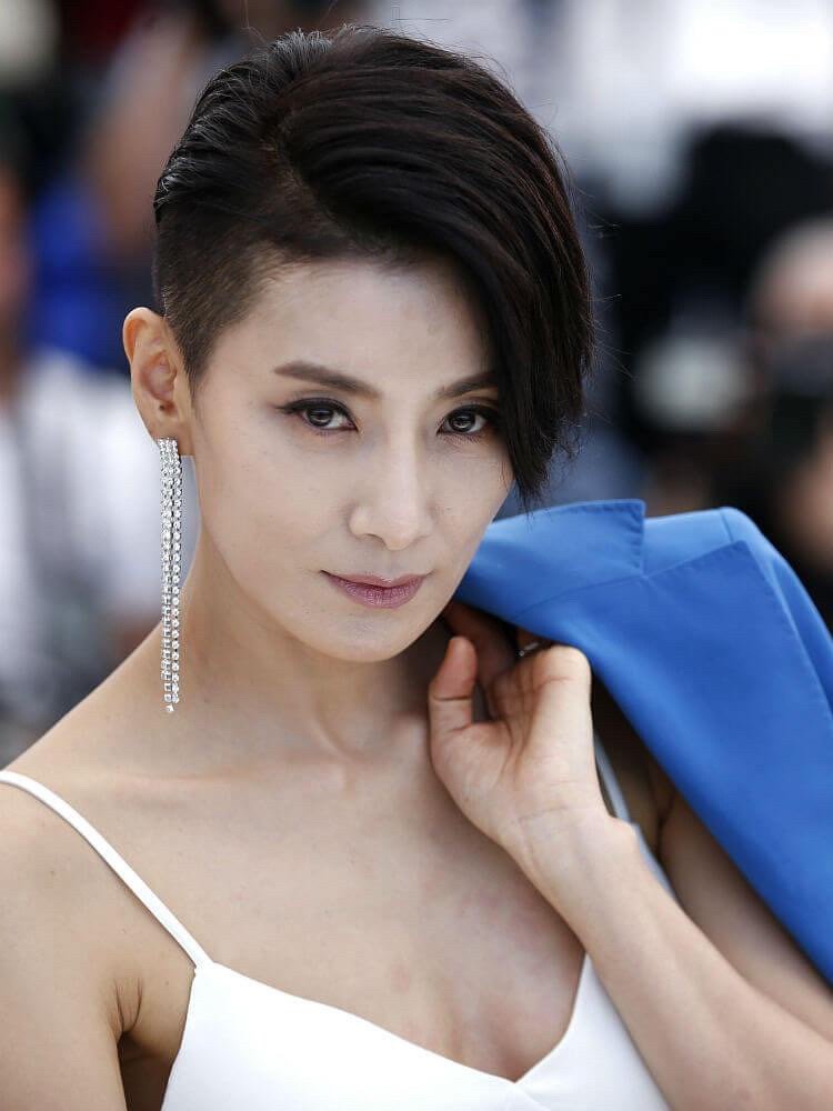 据说都被这个演员给圈粉了|金瑞亨|天空之城|甜性涩爱_新浪新闻