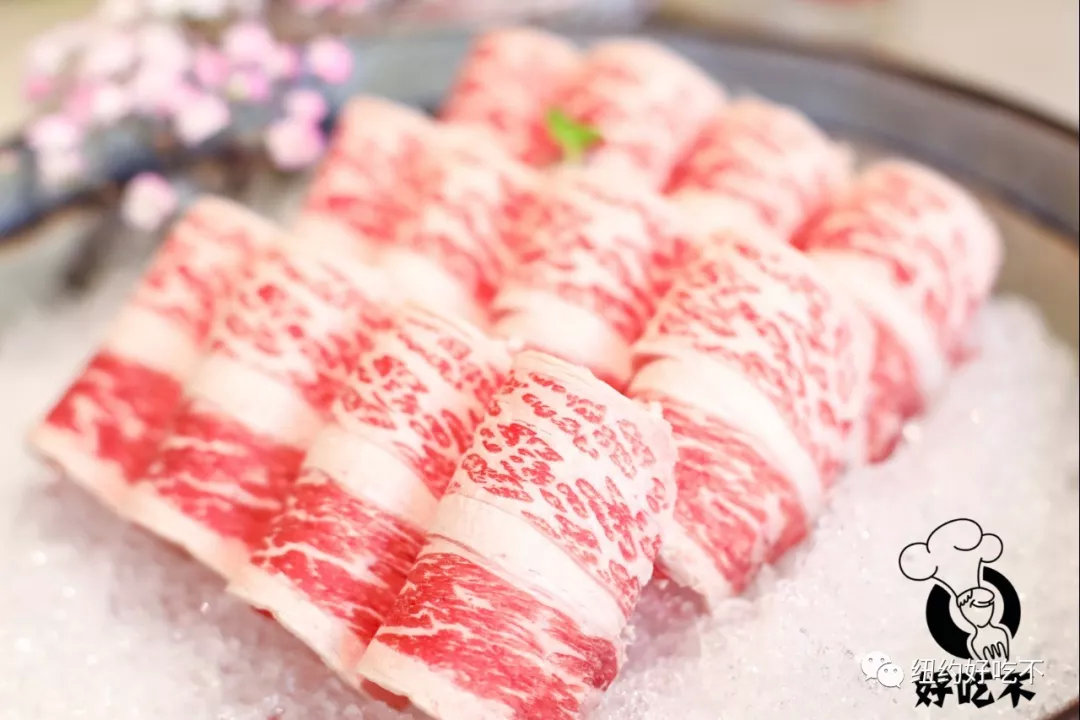 选择!半夜还在排队的纽约最仙小火锅!携蠢萌″