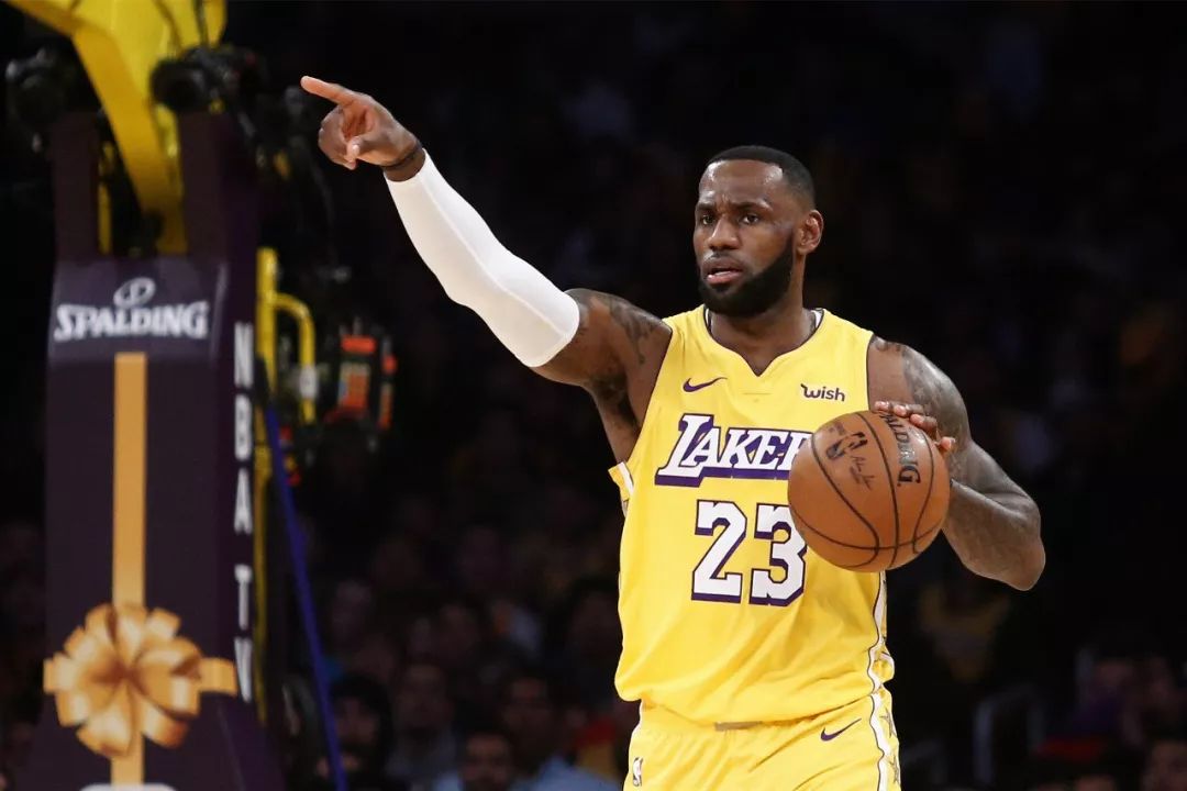 最后的骑士詹!一年前季后赛的詹姆斯,这是他生涯最强一季?