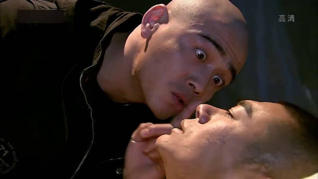 再看看杨烁最初演的我是特种兵里的一个大毒枭马云飞